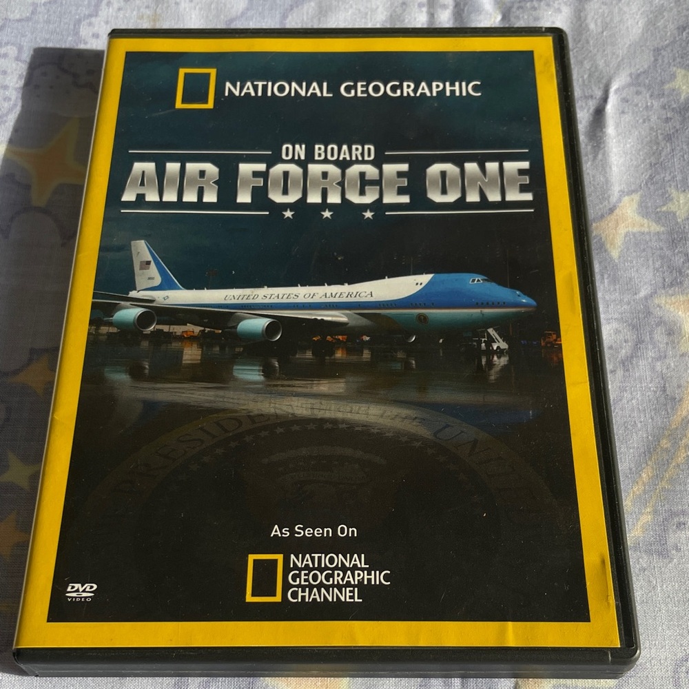 National Geographic Air Force One Experience - Blue and Yellow